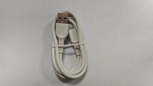 Cavo TPE di Alta Qualità <span class=keywords><strong>per</strong></span> Ricarica Rapida 3A <span class=keywords><strong>per</strong></span> Serie <span class=keywords><strong>iPhone</strong></span> 8-14, 1 <span class=keywords><strong>Metro</strong></span>, Connettore USB 2.0 <span class=keywords><strong>per</strong></span> Telefoni, Computer e Fotocamere - Product Image 2