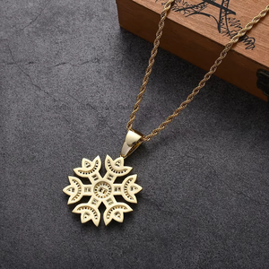 Snowflake pendant, hip hop jewelry, accessories, men's and women's necklaces, <b>copper</b> zircon, snowflake pendant. - Product Image 4