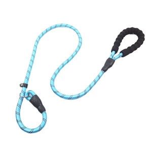 Coleira para Cães de Nylon Refletiva de Alta Resistência com Alça Macia e Estampa Durável e Sustentável - Product Image 1