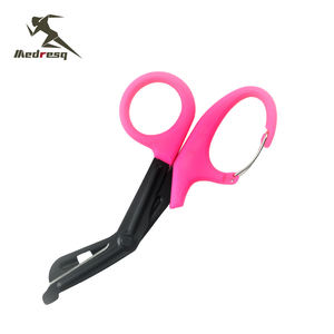 กรรไกรตัดผ้าพันแผลทางการแพทย์ ขนาด 6 นิ้ว และ 7.5 นิ้ว (15 ซม. และ 18.5 ซม.) ผลิตจากสแตนเลสเคลือบฟลูออไรด์ สำหรับพยาบาลและการปฐมพยาบาล - Product Image 3