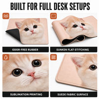 Tapis de bureau en suède 900 x 400 mm, motif portrait de chat, tapis de souris intégral, base en caoutchouc inodore, coutures plates encastrées, antidérapant