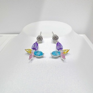 Boucles d'oreilles pendantes en argent sterling 925 avec zircon cubique, pour un usage quotidien, luxueuses, délicates, classiques, pour femmes, pierres bleues. - Product Image 3