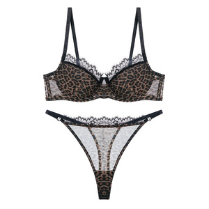 Nouveauté 2025 Ensemble de lingerie sexy en dentelle pour femmes Ventes chaudes Styles d'amour matures Haute qualité Sous-vêtements - Product Image 5