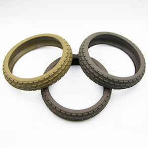 Échelle de roue Beadlock en métal OEM chenille avec pneus en caoutchouc roues et pneus kit moulé pour voitures jouets - Product Image 3