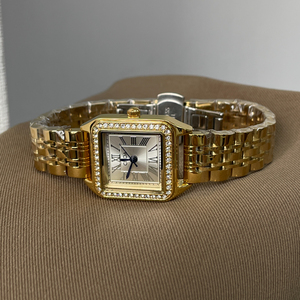 Montre pour femme CILOA carrée en or rétro, personnalisable, de grande valeur, cadeau de luxe sobre, montre à quartz étanche de haute qualité. - Product Image 4
