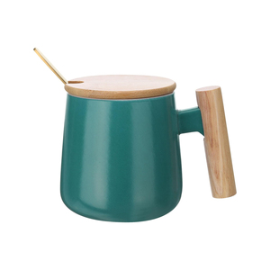 Vente en gros de tasses en porcelaine créatives et mignonnes, faites à la main, avec un design personnalisé, tasses à café, à lait, à thé en céramique avec infuseur et couvercle - Product Image 1