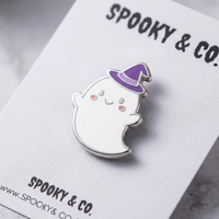 Pins en émail rigide personnalisés en forme de fantôme mignon de dessin animé pour Halloween, badges promotionnels en alliage de zinc, cadeaux souvenirs