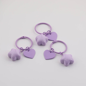 Llavero con forma de corazón y estrella morada, accesorio de joyería DIY con revestimiento metálico, colgante pequeño de estilo de dibujos animados para niños y niñas - Product Image 5