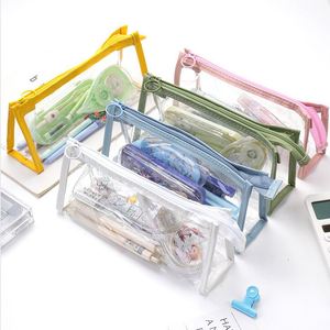 Estuche para Lápices X1105-2, Estuche Triangular Transparente de PVC al por Mayor, Bolsas de Lápices Lindas de Gran Capacidad para Niñas - Product Image 1