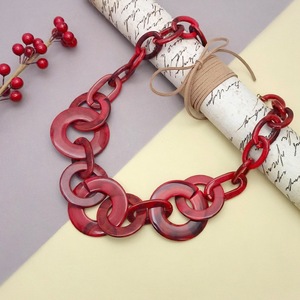New Fashion Exaggerated Atmosphere Female Acrylic Ring Pendant Necklace Acrylic for Women Fashion Neck Ornaments - Product Image 4