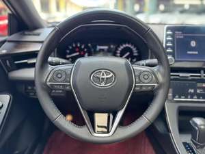 Toyota Asian Dragon Aspire 2022, SUV Usada, Edición Seleccionada, Interior Claro, Asientos de Cuero y Tela, Cámara Trasera, Tracción Delantera, Auto Económico - Product Image 5