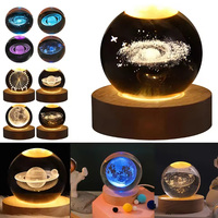 Vente chaude TikTok 3D boule de cristal lampe galaxie sphère veilleuse avec animal gravé et tour pour les décorations de cadeaux du nouvel an