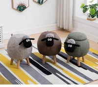 Tabouret Ottoman en Forme d'Animal Mignon Mouton Tabouret d'Appui pour Tout-Petits Chaise de Poupée en Bois Tabouret en Velours Rembourré Tabouret en Bois Drôle Jouets pour Bébés Adultes