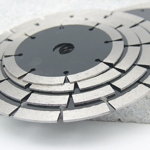 Le disque de coupe diamanté bleu robuste sert à couper les lames de <span class=keywords><strong>scie</strong></span> diamantées <span class=keywords><strong>sur</strong></span> les sols et les murs en céramique avec une <span class=keywords><strong>meuleuse</strong></span> d'angle. - Product Image 6