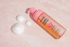 Espuma de Lavado Íntimo Natural de Marca Propia, Lavado Íntimo y Vaginal con Infusión de Cristal de Cuarzo Rosa Pu$$y Power - Product Image 5