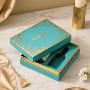 กล่องของขวัญเครื่องประดับที่ทำจากผ้าซาตินเนื้อแข็งพร้อมฝาปิดแม่เหล็กและลายนูนสำหรับน้ำหอมและเทียนออกแบบได้ตามต้องการ - Product Image 1