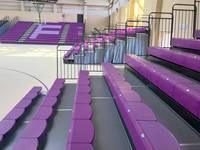Gradins rétractables Sièges de gymnastique Gradins télescopiques électriques Banquette pour terrain de sport intérieur