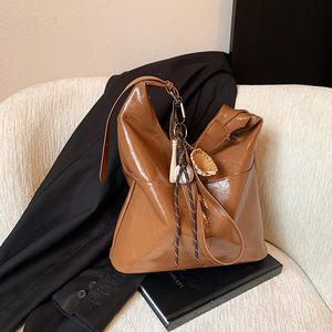 Bolso para axilas de gran capacidad estilo Retro Matsujin para mujer Otoño Invierno nuevo bolso de mano informal de poliéster sensible de alta calidad individual - Product Image 2