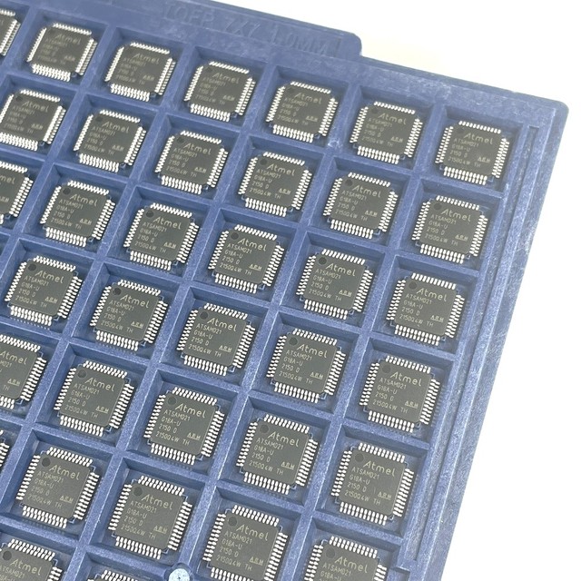 MCU Microcontrollers ATSAMD21G18A-AU ATSAMD21 TQFP-48 Embedded Processors & Controllers Authentic