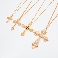 4 Pcs/Set Vintage Imité Perle Grande Croix Pendentifs Collier pour Hommes Charms Homme Clavicule Chaînes Accessoires Bijoux de Mode Cadeau