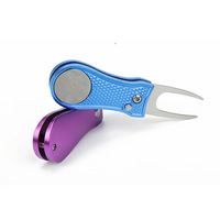 Fourche à divot robuste en alliage de zinc à ressort, outil de réparation de divot de golf automatique à ouverture rapide avec marqueur de balle personnalisable