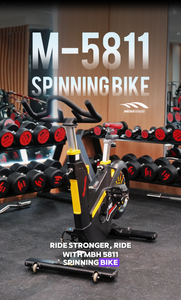 Vélo de spinning d'intérieur M 5811 – Entraîneur de fitness à domicile avec résistance réglable, transmission par courroie silencieuse, équipement d'exercice cardio - Product Image 4