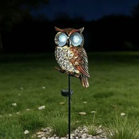 Mangeoire à oiseaux solaire LED étanche en forme de hibou, lampe de jardin à piquet pour l'aménagement paysager extérieur