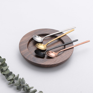 Petite cuillère en acier inoxydable de style coréen avec long manche pour café, lait, thé, crème glacée, desserts, finition en métal doré - Product Image 4