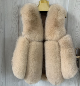 <span class=keywords><strong>Gilet</strong></span> in Vera Pelliccia di Volpe <span class=keywords><strong>Beige</strong></span> Chiaro per <span class=keywords><strong>Donna</strong></span>, Autunno e Inverno, Vendita all'Ingrosso - Product Image 5