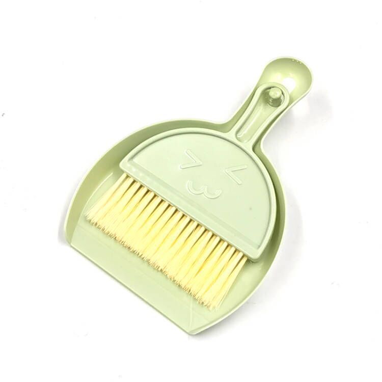 Smiley face Nordic green C138F
