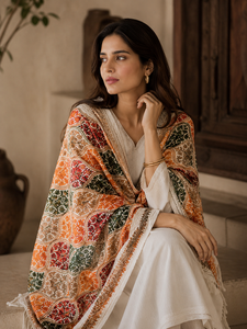Chal con patrón geométrico bordado con flecos largos para mujer, bufanda tradicional para todas las estaciones, accesorio de moda duradero - Product Image 3