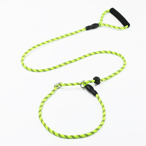 Laisse pour chien réfléchissante anti-explosion, laisse d'entraînement pour chien, chaîne de promenade anti-explosion pour chien, laisse pour chien, fournitures pour animaux de compagnie - Product Image 2