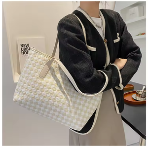 Bolso de Diseño para Mujer, Bolso Tote Moderno, Gran Capacidad, Ligero, de Hombro y Cruzado, en Oferta - Product Image 4