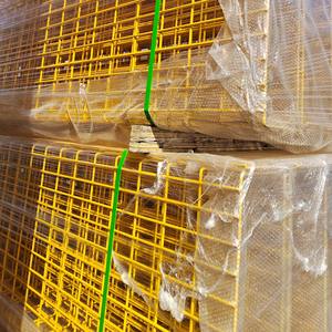 Chemin de câble en treillis métallique 100x50mm en acier enduit de poudre pour la gestion des câbles dans les centres de données et l'utilisation industrielle - Product Image 3