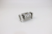 Cilindro Neumático de Agarre Paralelo de Apertura Amplia Serie MHL2 para Automatización Industrial