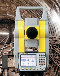 Estación Total GEOMAX Zoom35 IP54 con Aumento de 30x, Pantalla Táctil de 2 Pulgadas y Sistema WinCE para Topografía - Product Image 4