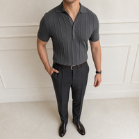 Maßgefertigtes OEM Old Money Geripptes Gestricktes Baumwoll-Vintage-Strick-Polohemd für Herren, Kurzärmliges Sweater-T-Shirt für Herren im Großhandel