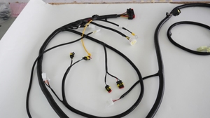 Araba Ekskavatör Motosiklet OEM ODM Kablo Demeti Kablo Montajı Özelleştirilmiş Araba Kablo Demeti Otomotiv Elektrikli Araçlar İçin - Product Image 6