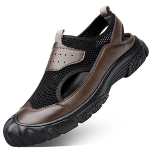Men's Hollow-Out Mesh Sandals Black And Brown Slip-On Breathable Closed-Toe <b>Flat</b> Shoes For <b>Summer</b> Casual Wear - Product Image 5