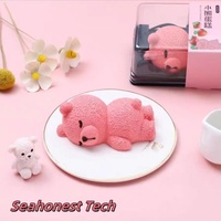 Gâteau Mousse Surgelé Sleepy Bear de Haute Qualité, Saveur Fraise, Mangue et Chocolat 3D, 90g, de Seahonest Tech, Certifié Halal