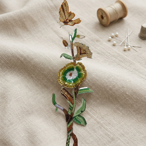 Ornement suspendu en feutre non tissé fait main, brodé de fleurs perlées, pour la décoration de la maison - Product Image 4