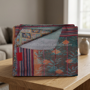 Couverture de literie sari en coton Kantha cousue à la main en gros de bonne qualité - Product Image 3