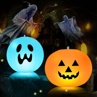 Vente en gros de boules suspendues extérieures citrouille et fantôme avec lumières LED pour la fête d'Halloween, le jardin, la pelouse et les décorations de jardin