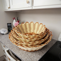 Paniers de rangement durables et faciles à nettoyer en plastique tissé à la main pour la cuisine Snacks Pain Fruit Vegetable Collection