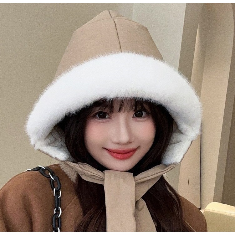 Light khaki