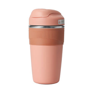 กระติกน้ำเด็กแบบสองช่อง 480 มล. แก้วน้ำน่ารักพร้อมปลอกซิลิโคน - หลอดดูดกันรั่ว+ด้ามจับกันลื่น กระติกน้ำสำหรับไปโรงเรียน - Product Image 5