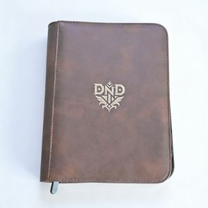 Carpeta Personalizada con Grabado Láser para 4 Tarjetas Coleccionables, Álbum con Cierre para Tarjetas TCG, Porta Tarjetas Coleccionables para Venta al Por Mayor OEM ODM - Product Image 6