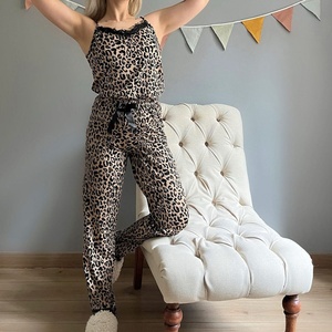 <span class=keywords><strong>Pijama</strong></span> de Tres Piezas con Camisola de Manga Larga y Pantalones, Estilo Oriente Medio, Estampado de Leopardo, Ropa de Dormir Informal para Mujer - Product Image 4