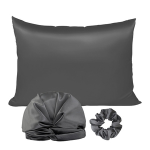 Ensemble de Soins Capillaires de Luxe Personnalisé avec Logo, comprenant une Taie d'Oreiller en Soie Imprimée Tie-Dye pour <span class=keywords><strong>Femme</strong></span>, un Bandeau de Nuit, des Chouchous, des Bonnets et des Wraps pour <span class=keywords><strong>Cheveux</strong></span> - Product Image 3