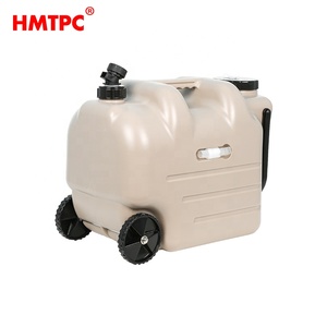 Bidon rectangulaire en plastique de qualité <span class=keywords><strong>alimentaire</strong></span> de 28 L avec poignée <span class=keywords><strong>pliable</strong></span> et roues, réservoir d'eau pour usage extérieur - Product Image 1
